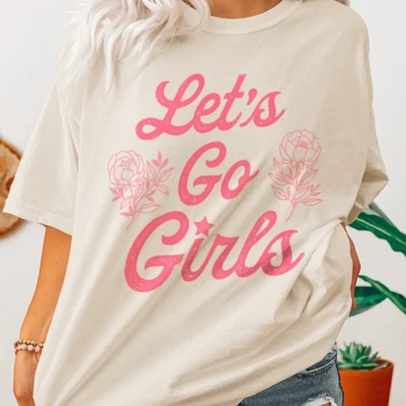 NWOT Off White & Pink Floral Country Western Oversized Short Sleeve Graphic Tee - Picture 1 of 2